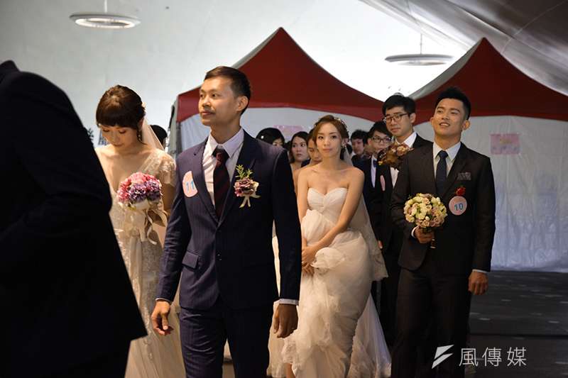中鋼集團結婚典禮,共有128對新人參加(中鋼提供) 中鋼集團結婚典禮,共有128對新人參加(中鋼提供)