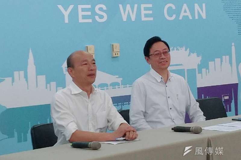 國民黨總統參選人韓國瑜公布副手人選,由國政顧問團總召張善政出任,一起為中華民國打拼。(圖/徐炳文攝) 國民黨總統參選人韓國瑜公布副手人選,由國政顧問團總召張善政出任,一起為中華民國打拼。(圖/徐炳文攝)