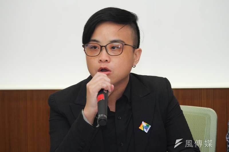 20191114-台灣同志家庭權益促進會黎璿萍出席公民團體召開「性平教育才能阻止霸凌、政治惡意操弄撕裂台灣社會」聯合記者會。(蔡親傑攝) 20191114-台灣同志家庭權益促進會黎璿萍出席公民團體召開「性平教育才能阻止霸凌、政治惡意操弄撕裂台灣社會」聯合記者會。(蔡親傑攝)