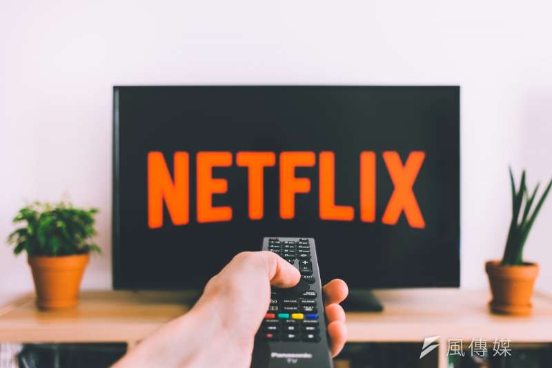 Netflix、HBO等國外影視串流平台有足夠的資金產出原創的獨家內容吸引會員。(圖/取自Unsplash) Netflix、HBO等國外影視串流平台有足夠的資金產出原創的獨家內容吸引會員。(圖/取自Unsplash)