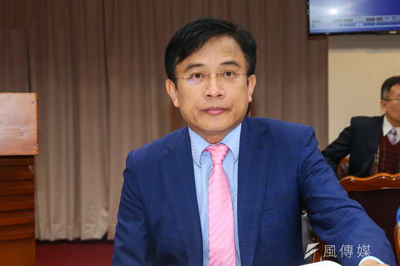 20191128-媒體人彭文正28日出席「確立違反學術倫理案件客觀公正之處理原則」公聽會。(顏麟宇攝) 20191128-媒體人彭文正28日出席「確立違反學術倫理案件客觀公正之處理原則」公聽會。(顏麟宇攝)