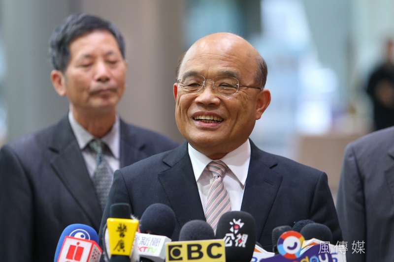 20191224-行政院長蘇貞昌24日出席第19屆公共工程金質獎頒獎典禮,並接受媒體聯訪。(顏麟宇攝) 20191224-行政院長蘇貞昌24日出席第19屆公共工程金質獎頒獎典禮,並接受媒體聯訪。(顏麟宇攝)