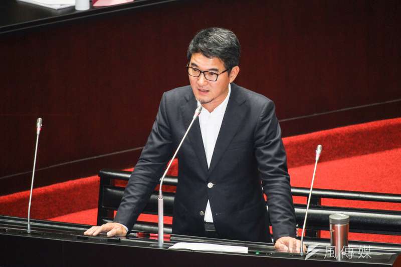 20200306-立委劉建國於立院10屆一會期第三次會議進行質詢。(蔡親傑攝) 20200306-立委劉建國於立院10屆一會期第三次會議進行質詢。(蔡親傑攝)