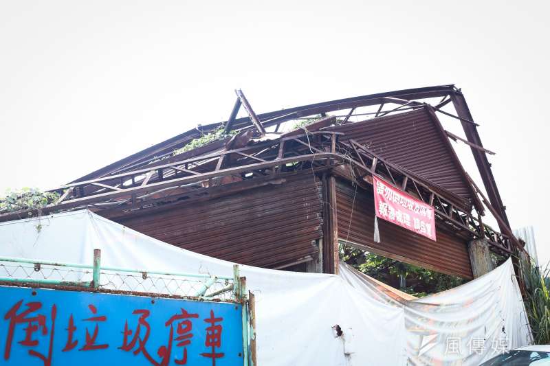 20200610-移工職災配圖,工廠外觀配圖,該工廠位於蘆洲因大火後閒置。(陳品佑攝) 20200610-移工職災配圖,工廠外觀配圖,該工廠位於蘆洲因大火後閒置。(陳品佑攝)