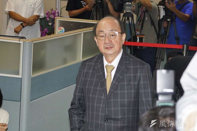 20200708-立委柯建銘8日出席民進黨中常會。（盧逸峰攝）
