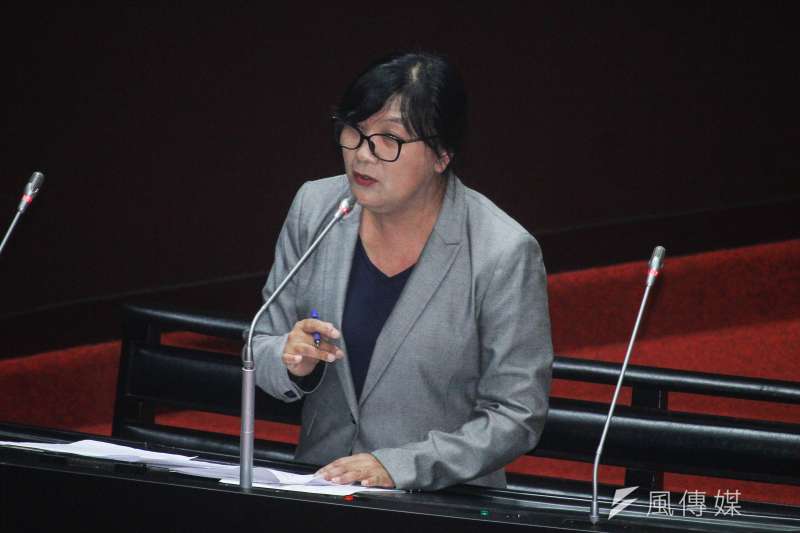 20200708-立委伍麗華出席立院進行質詢。(蔡親傑攝) 20200708-立委伍麗華出席立院進行質詢。(蔡親傑攝)