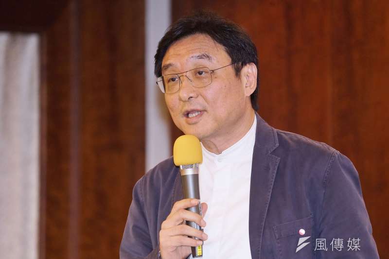 20201031-台北論壇31日舉行「美國總統大選的政治風險與潛在法律爭議」座談會,律師李念祖發言。(盧逸峰攝) 20201031-台北論壇31日舉行「美國總統大選的政治風險與潛在法律爭議」座談會,律師李念祖發言。(盧逸峰攝)