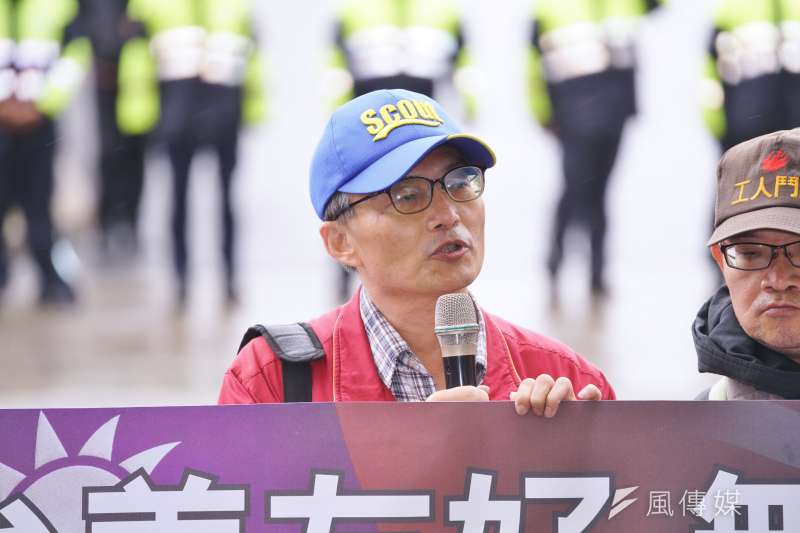 20201221-民間反瘦肉精毒豬聯盟21日於美國在台協會AIT辦事處前召開記者會,醫師蘇偉碩出席。(盧逸峰攝) 20201221-民間反瘦肉精毒豬聯盟21日於美國在台協會AIT辦事處前召開記者會,醫師蘇偉碩出席。(盧逸峰攝)