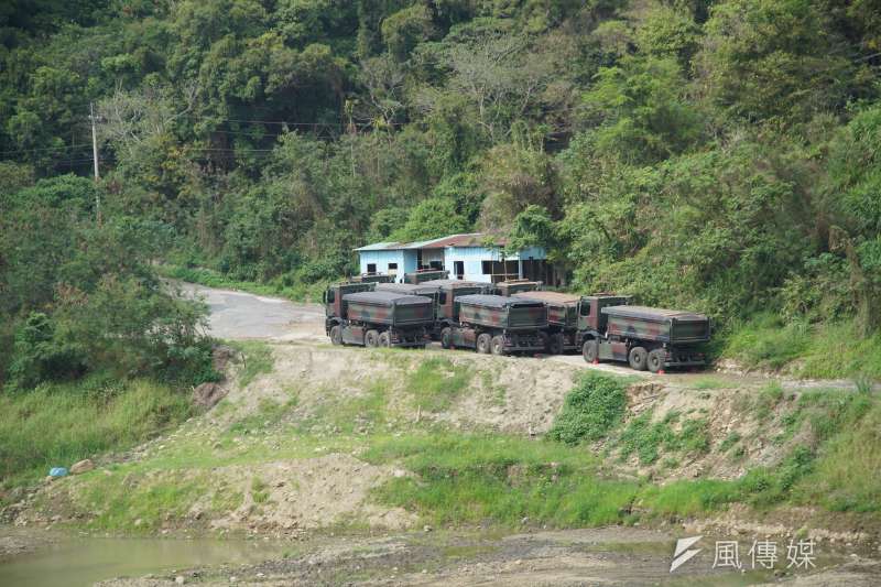 ç¼ºæ°´ æ˜Žå¾·æ°´åº«ç«Ÿæˆ é¼é—Šå¤§è‰åŽŸ è§€å…‰æ¥­è€…æ­‡æ¥­ åœ‹è»å‡ºå‹•åŠ©æ¸…æ·¤ é¢¨å‚³åª'