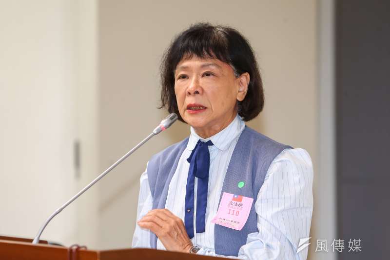 20210430-台大法律系名譽教授賀德芬30日出席「大學法、教師法、教育人員任用條例、學位授予法修法學歷認證、教職聘用」公聽會。(顏麟宇攝) 20210430-台大法律系名譽教授賀德芬30日出席「大學法、教師法、教育人員任用條例、學位授予法修法學歷認證、教職聘用」公聽會。(顏麟宇攝)