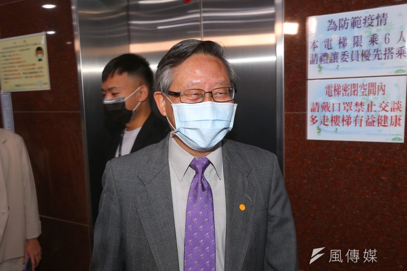 20211027-清華大學校長賀陳弘27出席立院文化教育委員會。(顏麟宇攝) 20211027-清華大學校長賀陳弘27出席立院文化教育委員會。(顏麟宇攝)