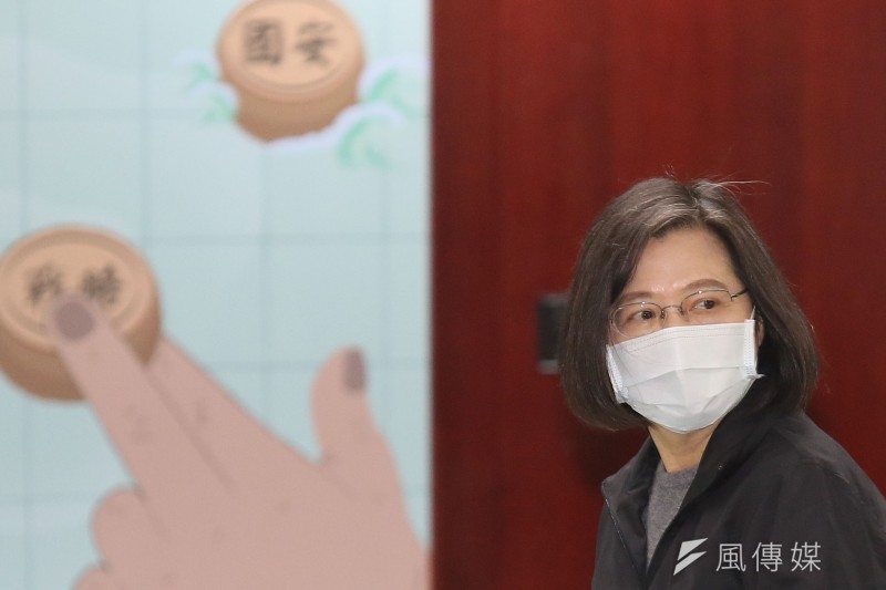 民進黨主席蔡英文出席「亞洲民主保衛戰 第四屆兩岸情勢兵推營」結業式。(柯承惠攝)