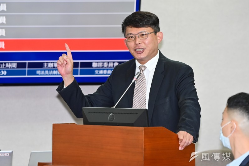 20240501-民眾黨立委黃國昌1日赴立法院司法委員會質詢。(陳昱凱攝) 20240501-民眾黨立委黃國昌1日赴立法院司法委員會質詢。(陳昱凱攝)