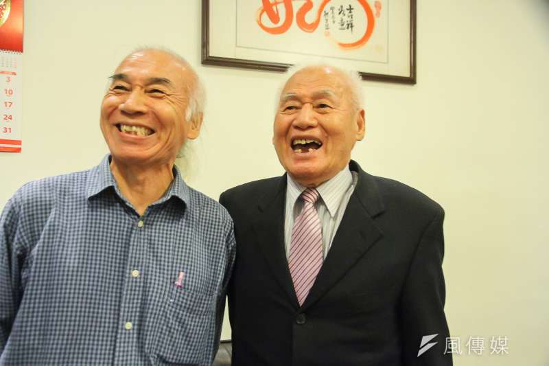 長照專題,睿智互助家庭。戴先生(左)與其父親 長照專題,睿智互助家庭。戴先生(左)與其父親