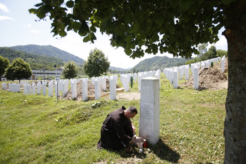 雪布尼查大屠殺(Srebrenica massacre)20周年(美聯社) 雪布尼查大屠殺(Srebrenica massacre)20周年(美聯社)