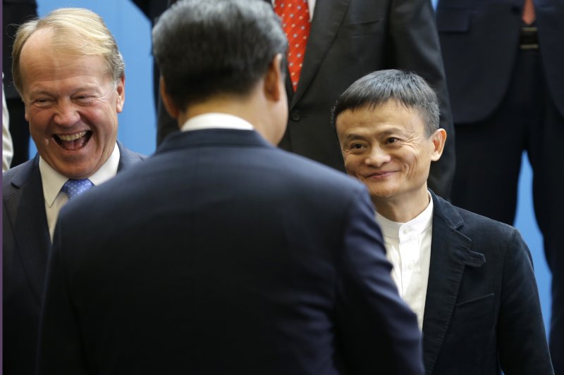習近平訪美。習近平與馬雲。(美聯社) 習近平訪美。習近平與馬雲。(美聯社)