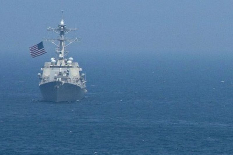 美國三名國防部官員表示今年內或不再派遣軍艦前往中國南海島礁12海里內航行。同時,也有匿名官員表示,下次航行將在明年1月進行。(BBC中文網) 美國三名國防部官員表示今年內或不再派遣軍艦前往中國南海島礁12海里內航行。同時,也有匿名官員表示,下次航行將在明年1月進行。(BBC中文網)