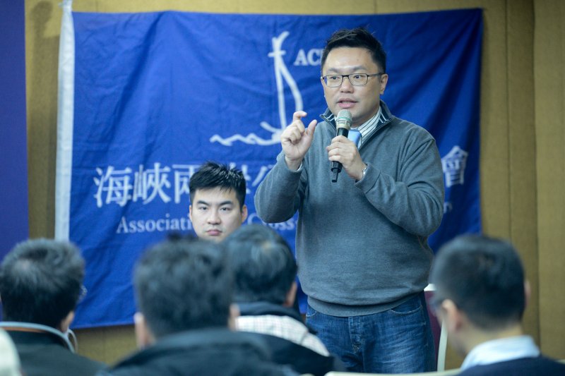 567大聯盟、國民黨青年團體29日舉辦「開放聯盟」(OPEN KMT)論壇,圖為國民黨五六七聯盟發起人的張斯綱。(林俊耀攝) 567大聯盟、國民黨青年團體29日舉辦「開放聯盟」(OPEN KMT)論壇,圖為國民黨五六七聯盟發起人的張斯綱。(林俊耀攝)