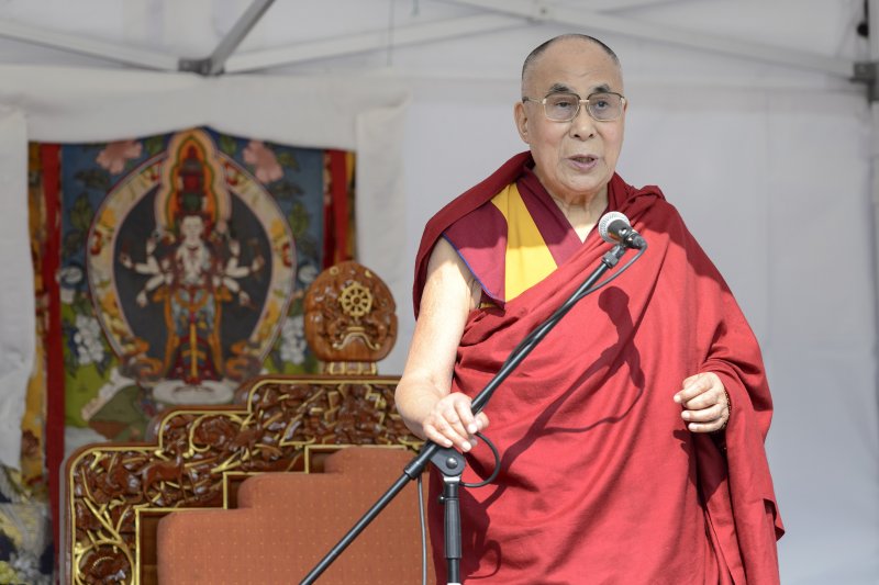 西藏最高精神領袖達賴喇嘛,瑞士日內瓦(美聯社) 西藏最高精神領袖達賴喇嘛,瑞士日內瓦(美聯社)