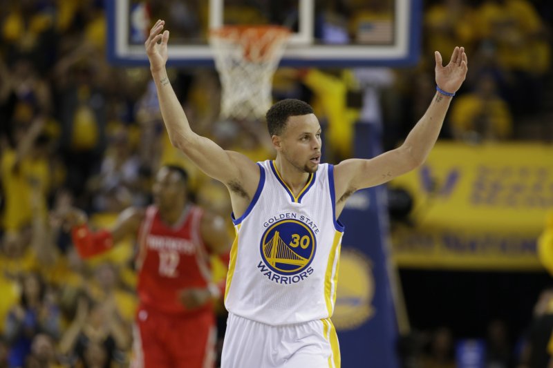 NBA金州勇士隊的柯瑞(Stephen Curry)(美聯社) NBA金州勇士隊的柯瑞(Stephen Curry)(美聯社)