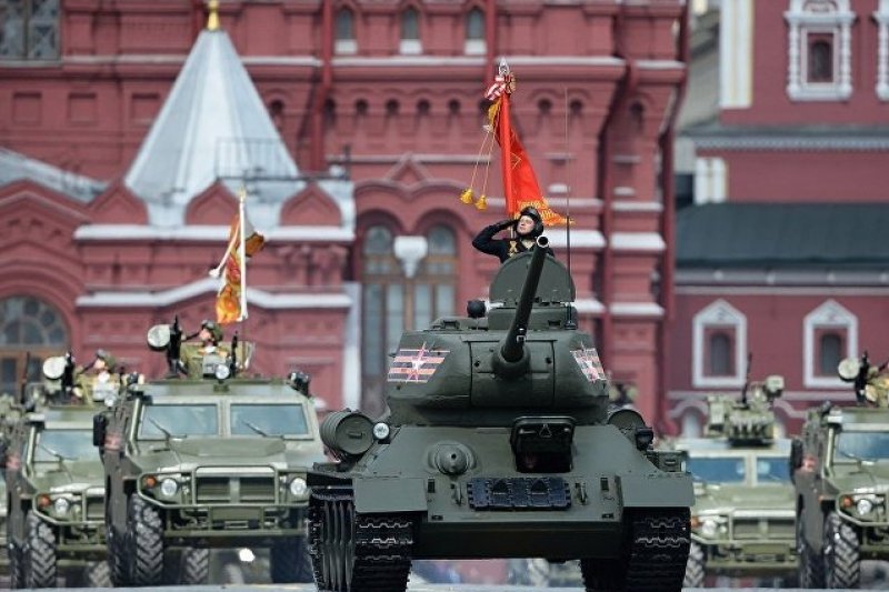 俄軍揚名二戰的T-34戰車。 俄軍揚名二戰的T-34戰車。