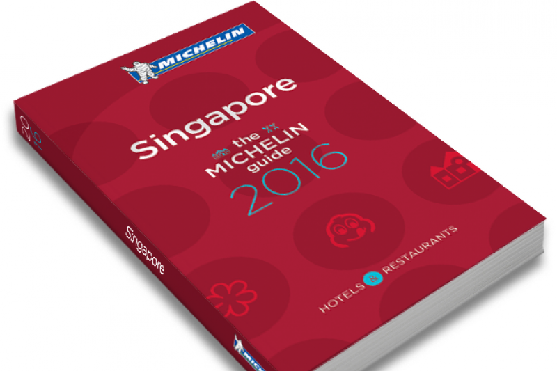 於21日公布的《新加坡米其林指南2016》（2016 Michelin Guide Singapore）。（取自：Michelin Guide Singapore 臉書）