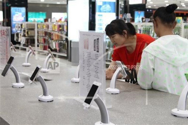 iPhone在中國的銷售量不如預期。(美聯社) iPhone在中國的銷售量不如預期。(美聯社)
