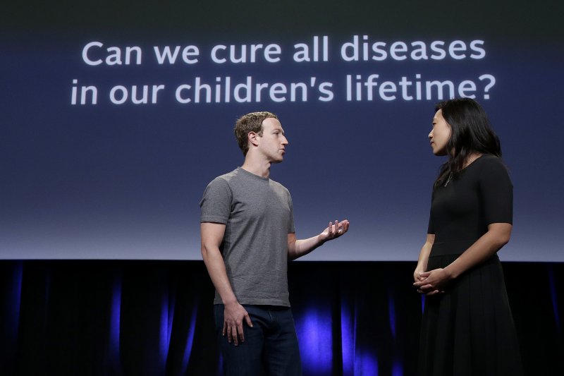 社群網站「臉書」(Facebook)創辦人祖克柏夫婦捐款30億美元,推動終結人類疾病的新計畫(AP) 社群網站「臉書」(Facebook)創辦人祖克柏夫婦捐款30億美元,推動終結人類疾病的新計畫(AP)