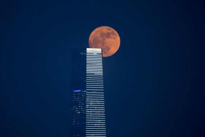 超級滿月,香港(AP) 超級滿月,香港(AP)