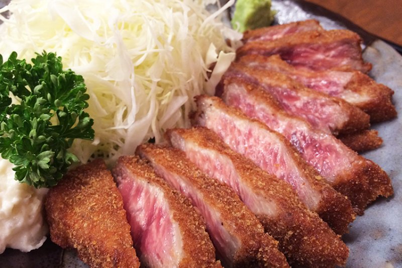 快加入東京必吃清單中!這5家超人氣「炸牛排」店,讓日本人大排長龍也甘願啊!-風傳媒