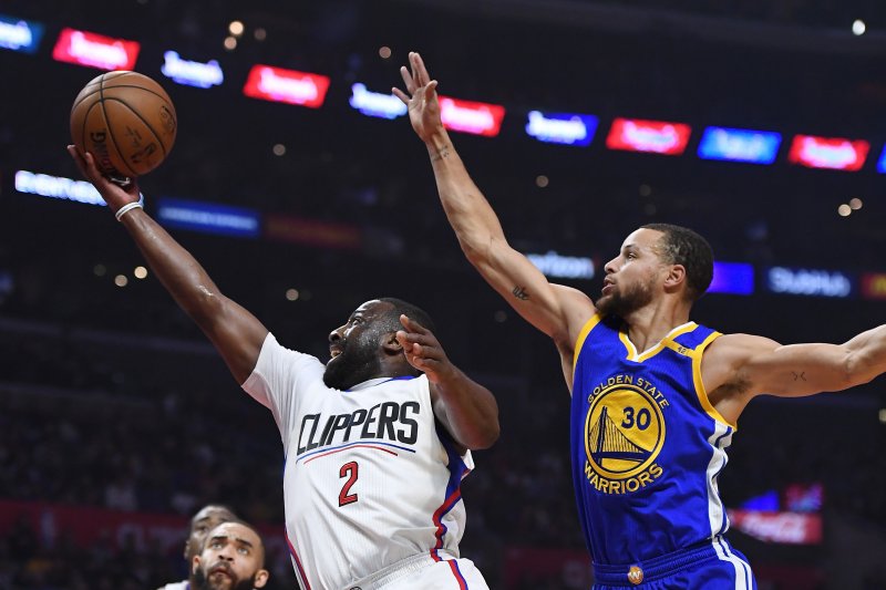 NBA金州勇士柯瑞(右)。(美聯社) NBA金州勇士柯瑞(右)。(美聯社)