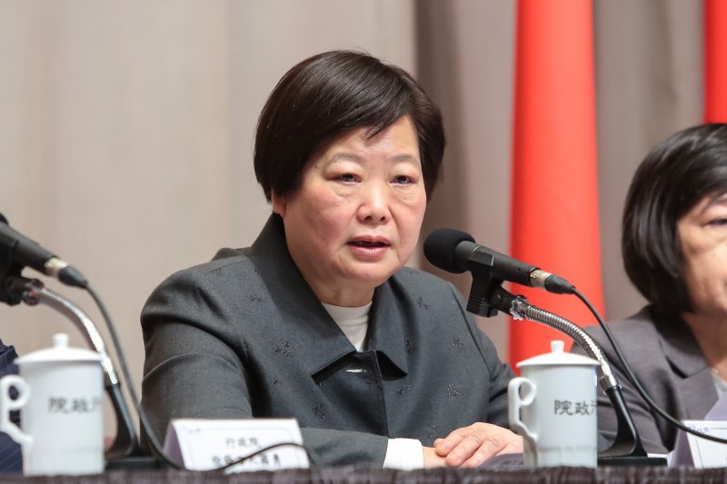 20170223-勞動部長林美珠23日於行政院會後出席記者會。(顏麟宇攝) 20170223-勞動部長林美珠23日於行政院會後出席記者會。(顏麟宇攝)