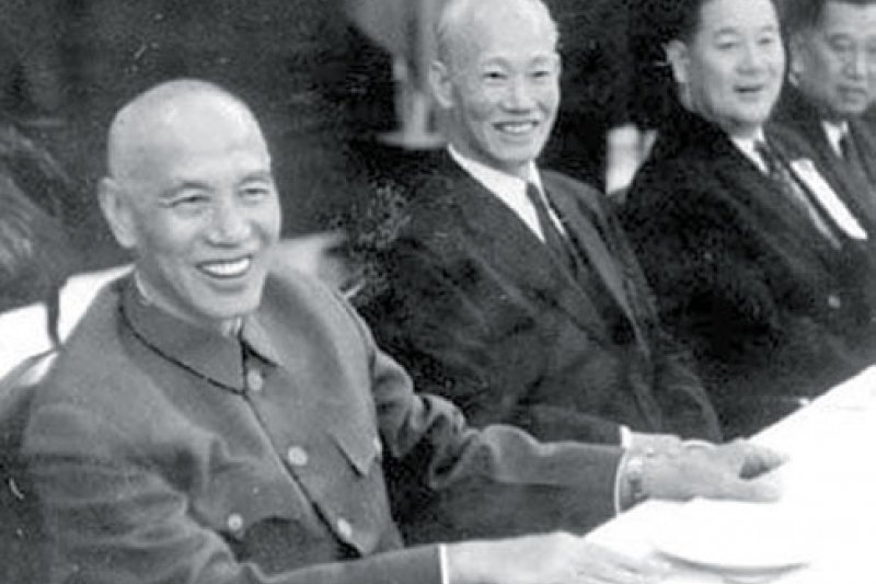 2017-03-27-蔣介石與陳誠-取自人民網 2017-03-27-蔣介石與陳誠-取自人民網