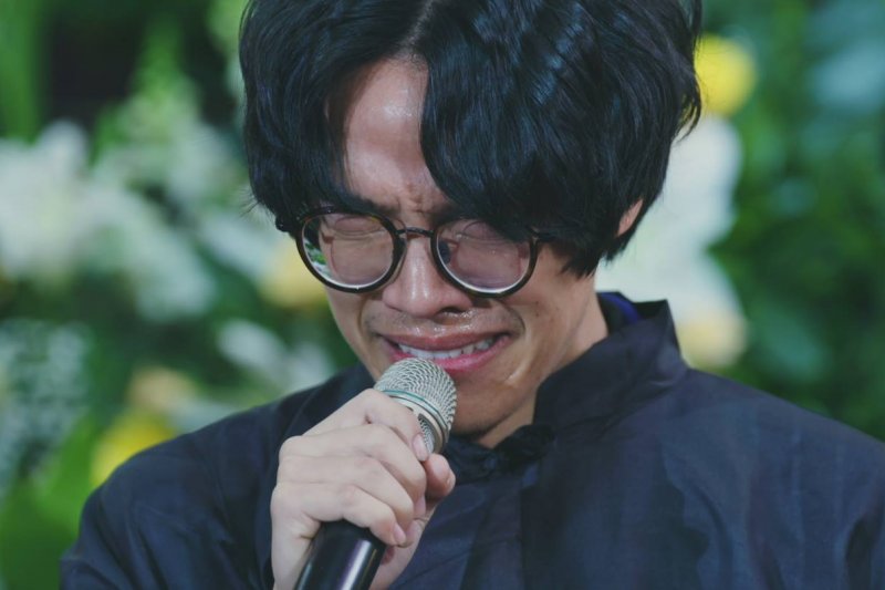 面對生離死別,除了悲傷之外...從《花甲男孩轉大人》學習人生課題(圖/翻攝自花甲男孩轉大人_植劇場Qseries臉書) 面對生離死別,除了悲傷之外...從《花甲男孩轉大人》學習人生課題(圖/翻攝自花甲男孩轉大人_植劇場Qseries臉書)