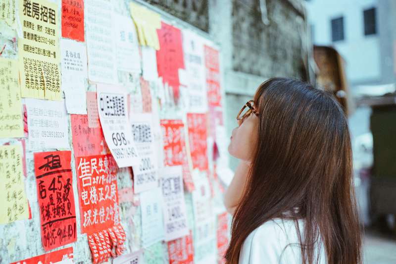 立法院今三讀《租賃住宅市場發展及管理條例》，出租期間每月租金收入不超過6000元部分，免納綜合所得稅；超過6000元至2萬元之必要耗損及費用，依該租金收入53%計算；超過2萬元部分，則需按所得稅法規定之減除標準計算，無租稅優惠。（資料照，取自Sai Mr.＠flickr）