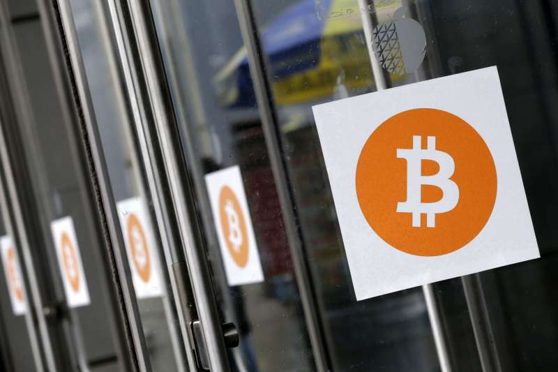 虛擬貨幣「比特幣」突然暴跌,究竟發生什麼事?(AP) 虛擬貨幣「比特幣」突然暴跌,究竟發生什麼事?(AP)