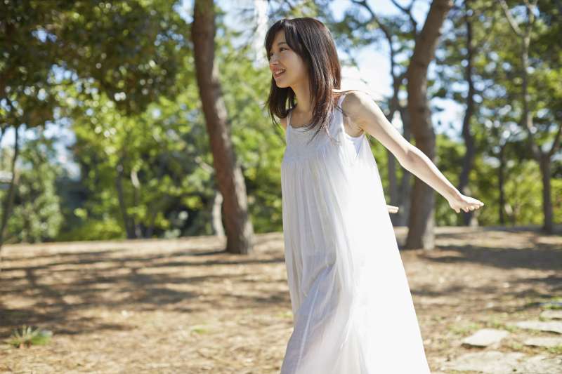 感覺「不快樂」是因為時間都耗在小事上!心理學家供人生拋開憂鬱,保持快樂4方法-風傳媒