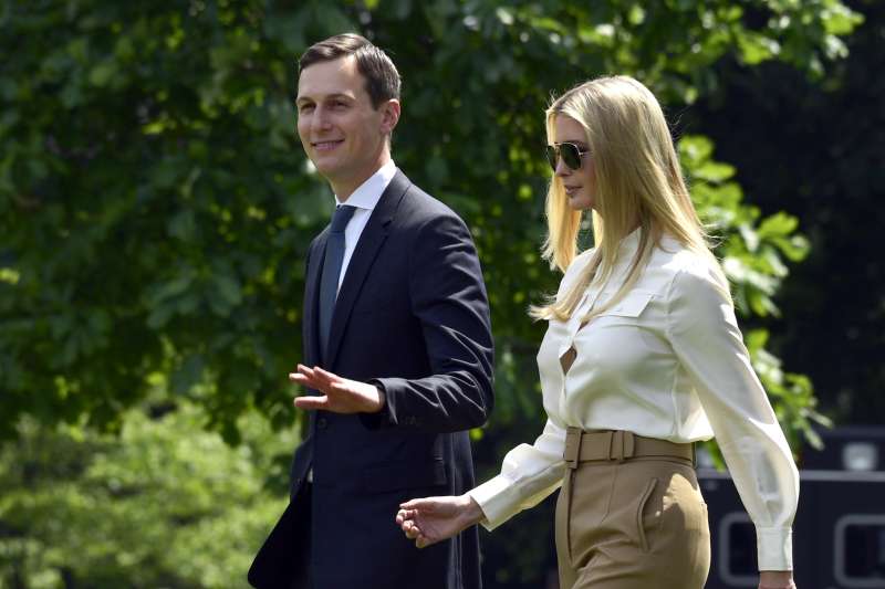 美國「第一千金」伊凡卡.川普(Ivanka Trump)和丈夫庫許納(Jared Kushner)(AP) 美國「第一千金」伊凡卡.川普(Ivanka Trump)和丈夫庫許納(Jared Kushner)(AP)
