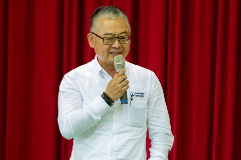 百靈佳殷格翰動物保健業務負責人 朱建信先生 百靈佳殷格翰動物保健業務負責人 朱建信先生