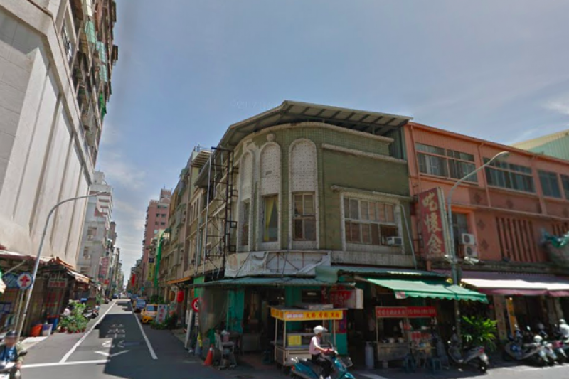 永清浴室當年所在的高雄市鹽埕區新興街一景。(取自Google Map) 永清浴室當年所在的高雄市鹽埕區新興街一景。(取自Google Map)