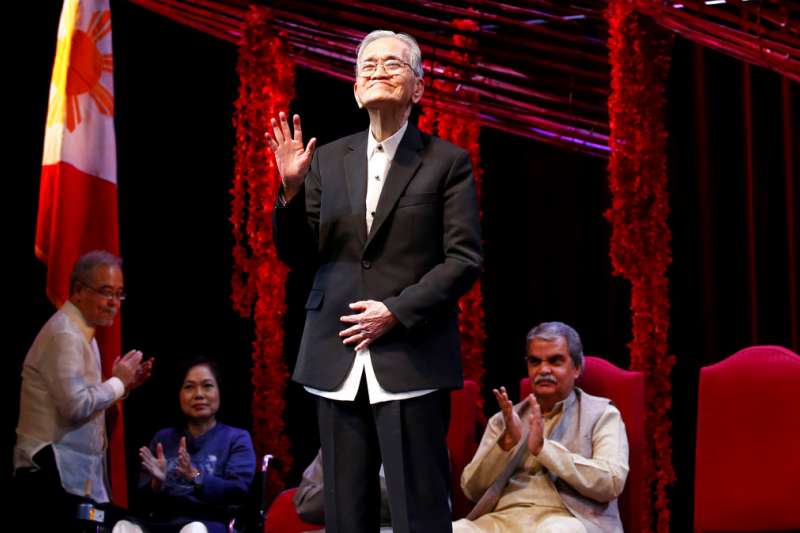 2018年麥格塞塞獎得主:來自菲律賓的李景欣(Howard Dee)。(AP) 2018年麥格塞塞獎得主:來自菲律賓的李景欣(Howard Dee)。(AP)
