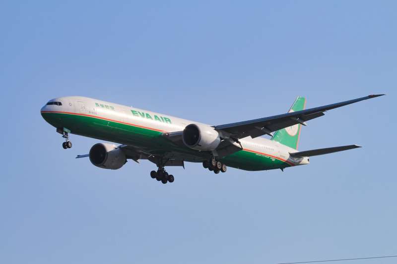 長榮航空飛機(方炳超攝) 長榮航空飛機(方炳超攝)