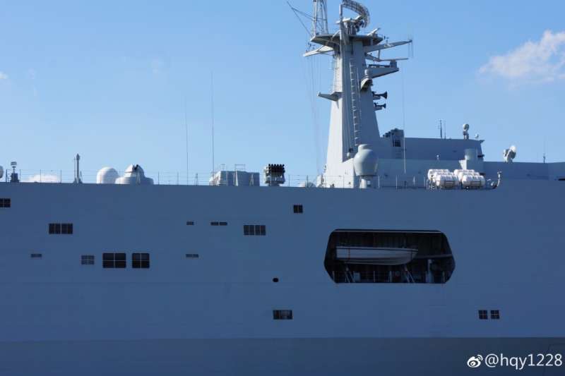 中國海軍的071型兩棲登陸艦。 中國海軍的071型兩棲登陸艦。