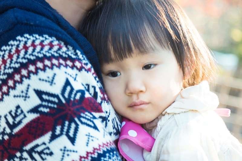 很多爸媽以為孩子有過敏性鼻炎，反反覆覆不會好，其實很多時候，孩子未必是真的過敏性鼻炎，只是反覆受風寒而沒發現而已。（示意圖非本人/pakutaso）