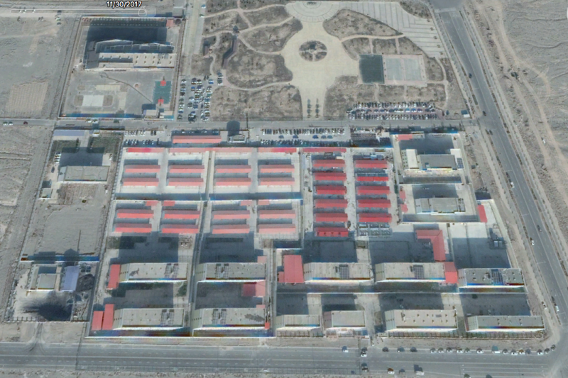 新疆再教育集中營衛星圖:阿圖什市的職業技能教育培訓服務中心。 新疆再教育集中營衛星圖:阿圖什市的職業技能教育培訓服務中心。