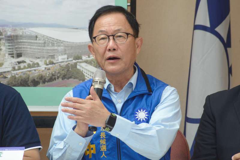20181016-「柯文哲大巨蛋遮羞布 上億損失誰承擔」記者會,台北市長參選人丁守中。(甘岱民攝) 20181016-「柯文哲大巨蛋遮羞布 上億損失誰承擔」記者會,台北市長參選人丁守中。(甘岱民攝)