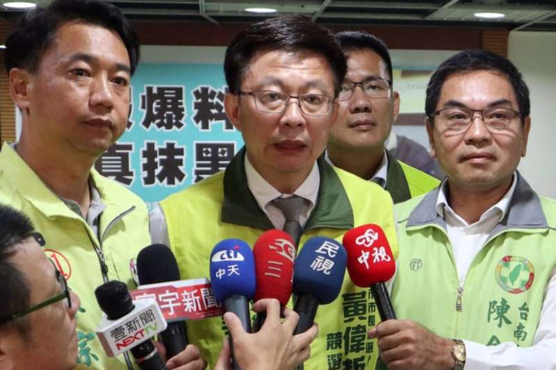 2018-11-21 針對林義豐競選文宣,黃偉哲回應:「人情留一線,日後好相見。」(黃偉哲競選辦公室提供) 2018-11-21 針對林義豐競選文宣,黃偉哲回應:「人情留一線,日後好相見。」(黃偉哲競選辦公室提供)
