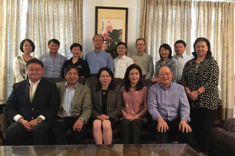 2018年5月,中國駐美大使館公使徐學淵拜會了華盛頓中國和平統一促進會、大華府兩岸時事論壇社、維州華商會、大華盛頓華商聯合會等社團。(取自中國駐美大使館官網) 2018年5月,中國駐美大使館公使徐學淵拜會了華盛頓中國和平統一促進會、大華府兩岸時事論壇社、維州華商會、大華盛頓華商聯合會等社團。(取自中國駐美大使館官網)