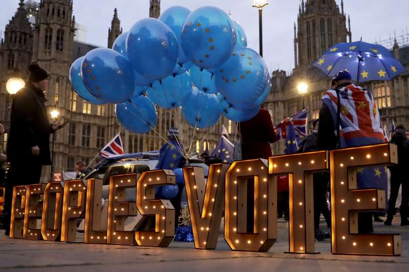 脫歐、留歐,英國面臨十字路口,部分民眾主張二次公投(AP) 脫歐、留歐,英國面臨十字路口,部分民眾主張二次公投(AP)