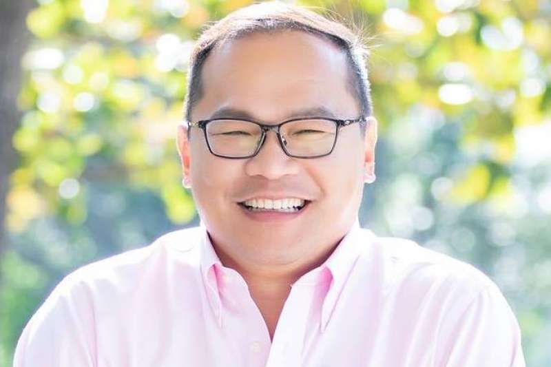 20181221-民進黨推出前台中市交通局長王義川進行台中市立委補選,」台中市長林佳龍曾稱「台中市有三川,綠川、柳川、王義川。」而如今王義川代表出征,盼能欲延續「龍系」政治命脈。(取自王義川臉書) 20181221-民進黨推出前台中市交通局長王義川進行台中市立委補選,」台中市長林佳龍曾稱「台中市有三川,綠川、柳川、王義川。」而如今王義川代表出征,盼能欲延續「龍系」政治命脈。(取自王義川臉書)